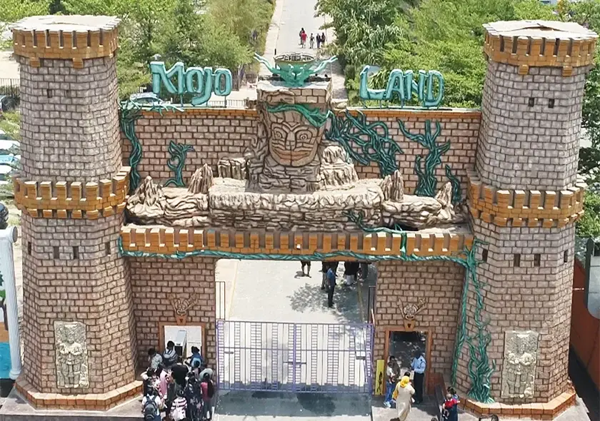 Mojoland - Couple Booking | Book all Parks ( Water Park | Amusement Park | Adventure Park | Snow Park) @ ₹2300